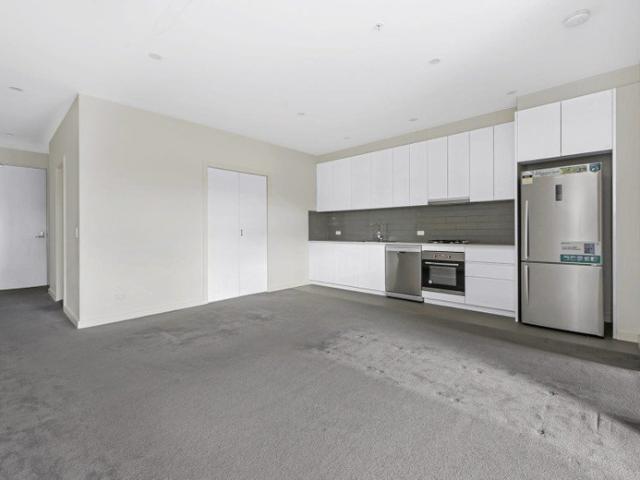 Modern Apartment Living in a Convenient Noble Park Location