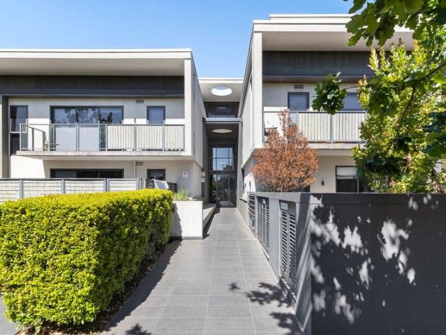 Modern Apartment Living in a Prime Malvern East Location