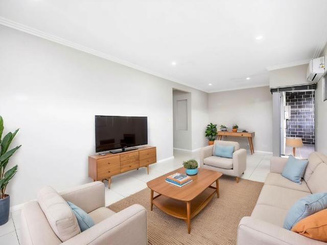 Modern Apartment Living in an Ultra Convenient Location