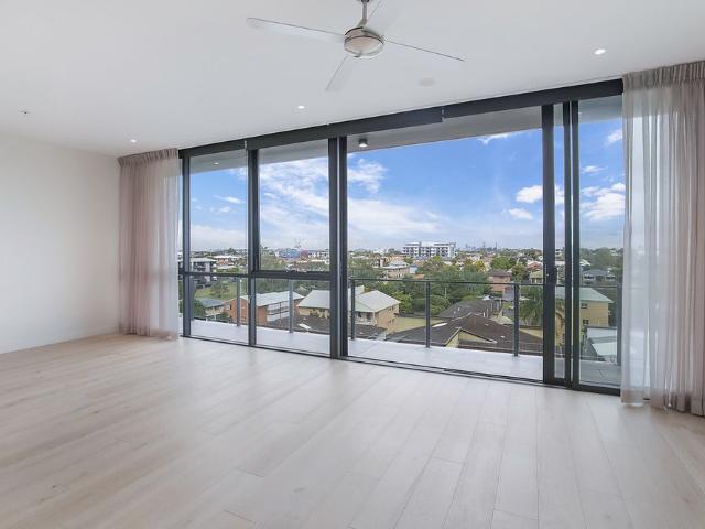 Modern Apartment Living in Chermside Awaits!