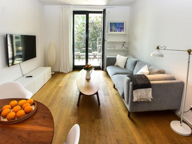 Modern apartment located in Lichtenberg, Berlin Amsterdam Apartments for Rent