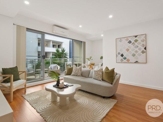 Modern Apartment Plus Study In Prime Location
