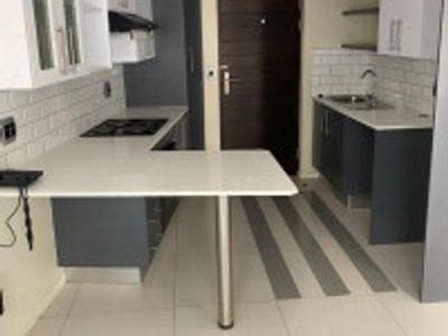 modern apartment walking distance to up