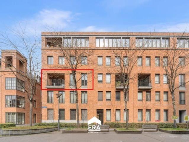MODERN APARTMENT WITH 2 BEDROOMS, TERRACE AND PARKING SPACE