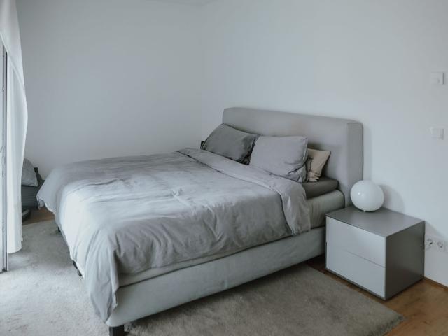 Modern Apartment with a Water View and Underground Parking, Bremen Amsterdam Apartments for Rent