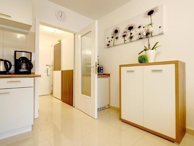 Modern apartment with balcony centrally located in Milbertshofen Schwabing Nord