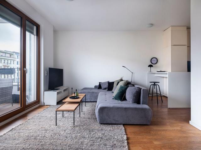 Modern Apartment, with Balcony, Elevator, Floorheating in Prenzlauer Berg, Berlin Amsterdam Apartments for Rent
