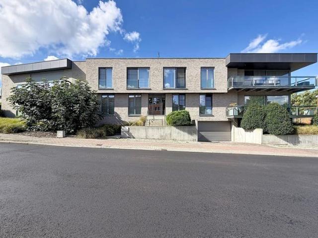 Modern apartment with garage for rent in Dilbeek