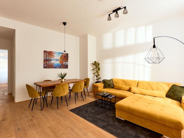 Modern Apartment with Garden, Terrace & Grill in Vienna