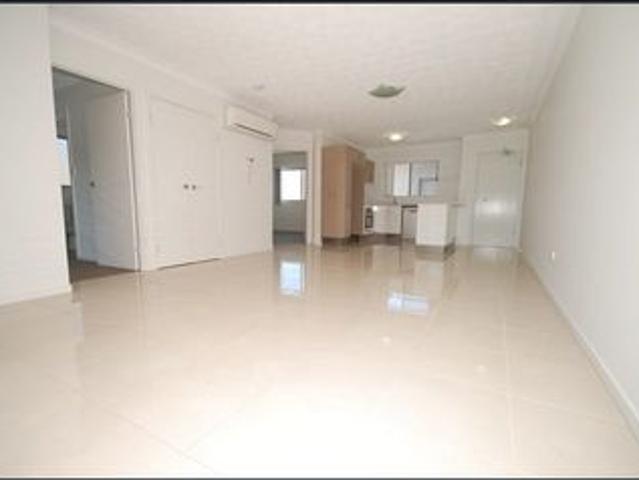 MODERN APARTMENT WITH ENTERTAINERS BALCONY!