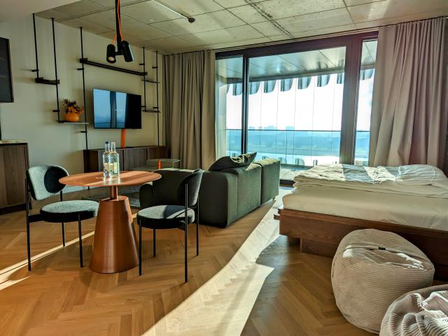 Modern apartment with exceptional views in Düsseldorf