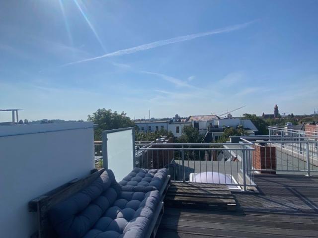 Modern apartment with huge rooftop terrace 360° view of Berlin, Berlin Amsterdam Apartments for Rent