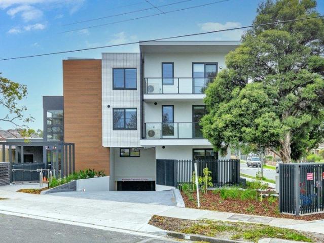 Modern Apartment with Space & Convenience