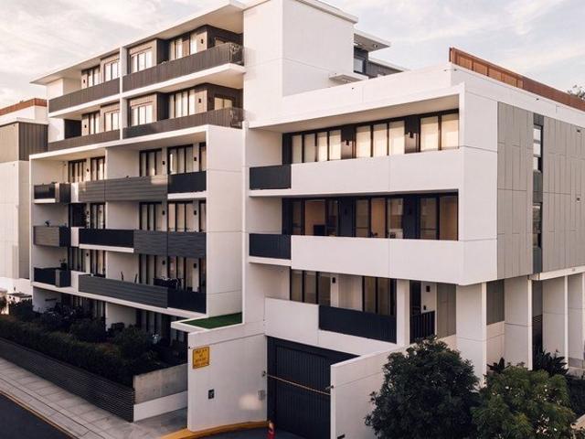 Modern Apartment with Spacious Balcony