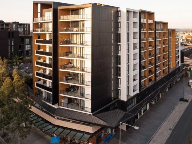 Modern Apartment with Spacious Layout and Resort Style Amenities