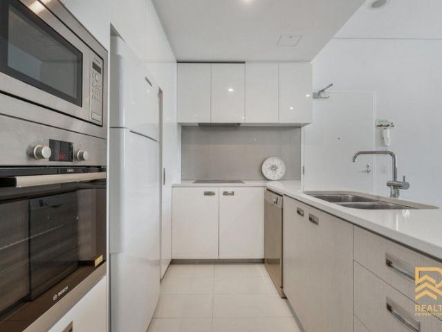 Modern Apartment with Study & 2 Car Bays!