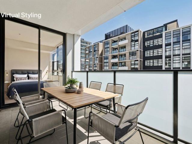 Modern apartment with superb lifestyle convenience
