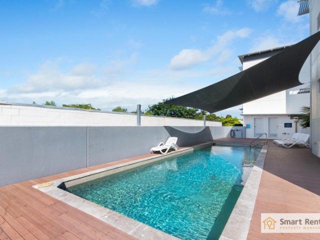 Modern Apartment with Pool Access