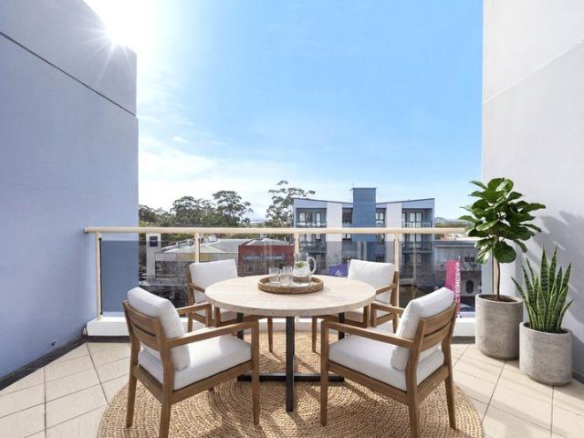 Modern Apartment with Resort Facilities & Prime Convenience