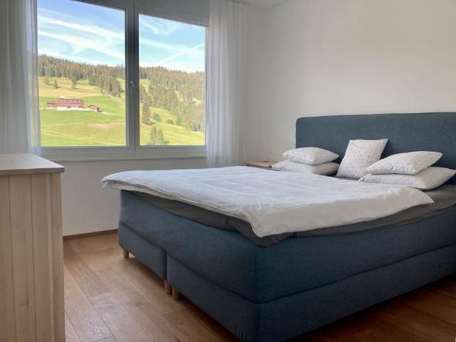 Modern apartment with wonderful views in a central location