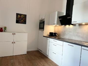 Modern Apartment, 3 rooms, fully furnished, for up to 4 persons, 2024 painted, Karlsruhe Amsterdam Apartments for Rent