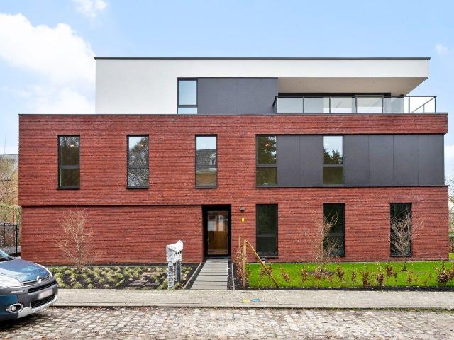 Modern appartement op de eerste verdieping met terras