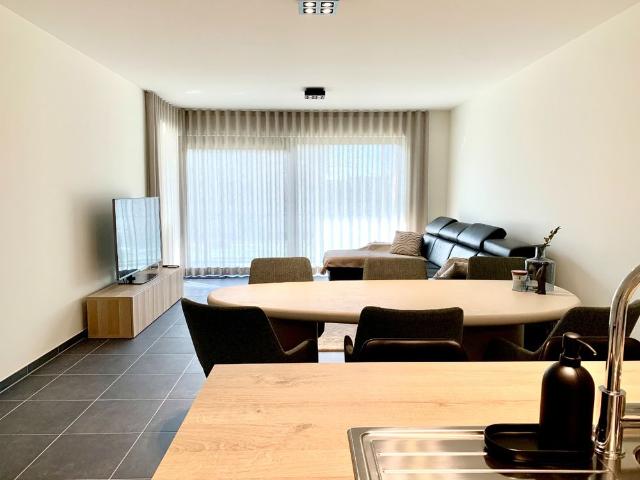 Modern appartement met 2 slaapkamers en groot terras