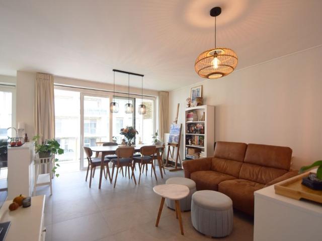 Modern appartement met 2 slaapkamers en ruim zuidgericht terras in hartje Ieper