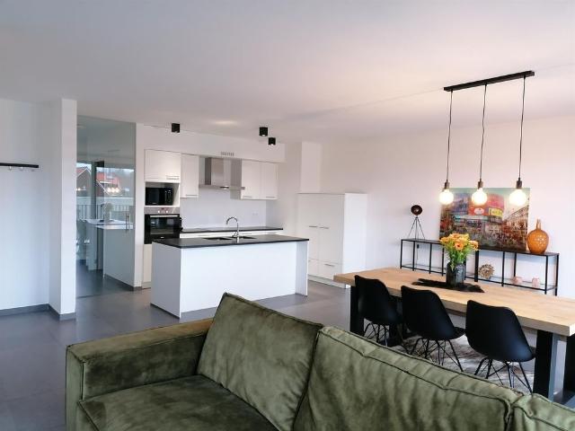 Modern appartement met 2 slaapkamers en terras