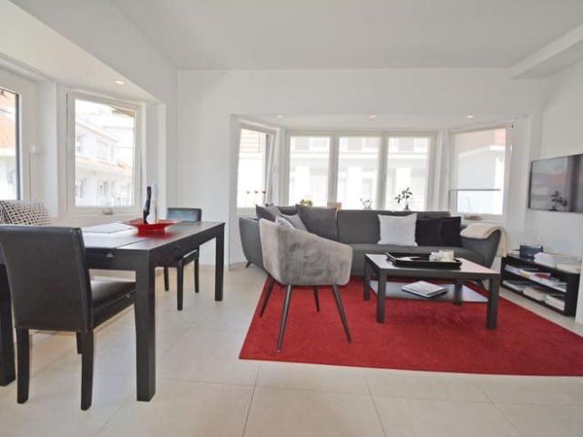 Modern appartement met 2 slaapkamers op wandelafstand van h