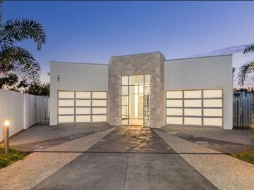 Modern Architectural Design, Prestige Waterfront Residence
