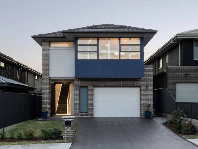 Modern Architectural Gem with Sunlit Interiors and Prime Location