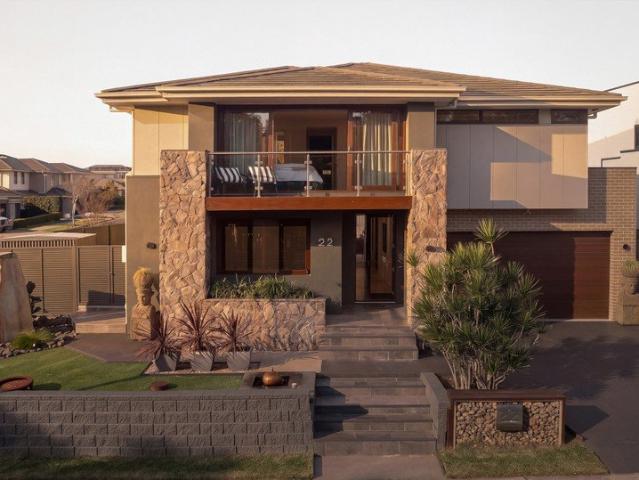 Modern Architectural Masterpiece with Luxurious Poolside Retreat