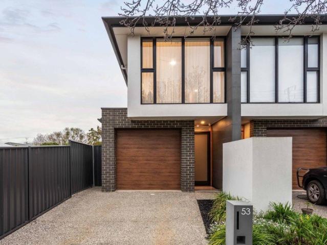 Modern Architecture Meets Plympton's Greenest Pocket