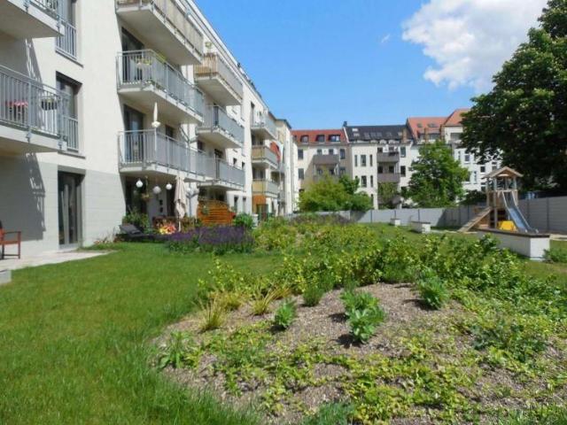 Modern ausgestattete 2 Zimmer mit Balkon und Stellplatz in Lindenau