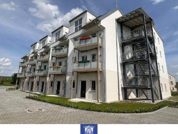 Modern ausgestattete Neubauwohnung, Balkon, EBK, FuÃbodenheizung! Erstbezug!