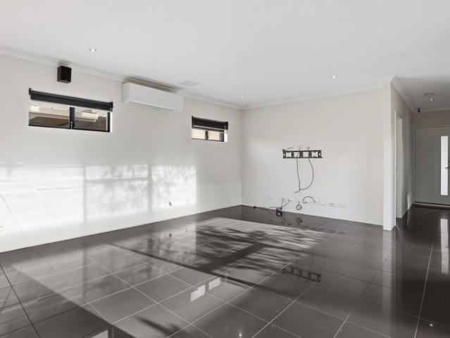 Modern Austin Cove Living Just Moments from the Murray River
