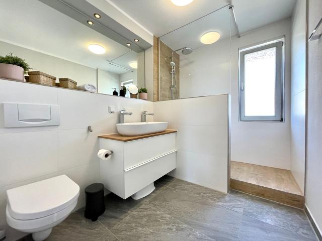 Modern & awesome studio close to city center, Dresden Amsterdam Apartments for Rent