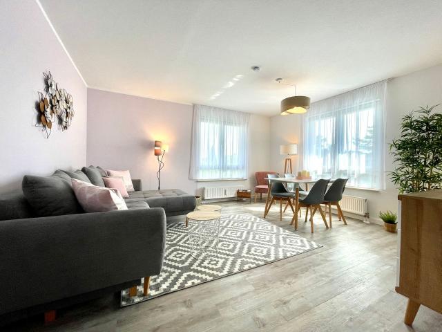 Modern & awesome studio close to city center, Dresden Amsterdam Apartments for Rent
