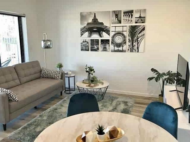 Modern Boutique 2 Bedroom Apartment in the Heart of Chermside