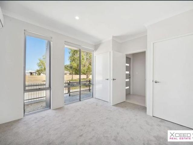 Modern Baldivis Living