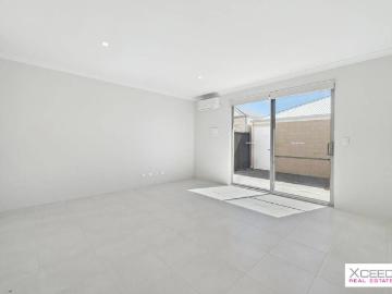 Modern Baldivis Living