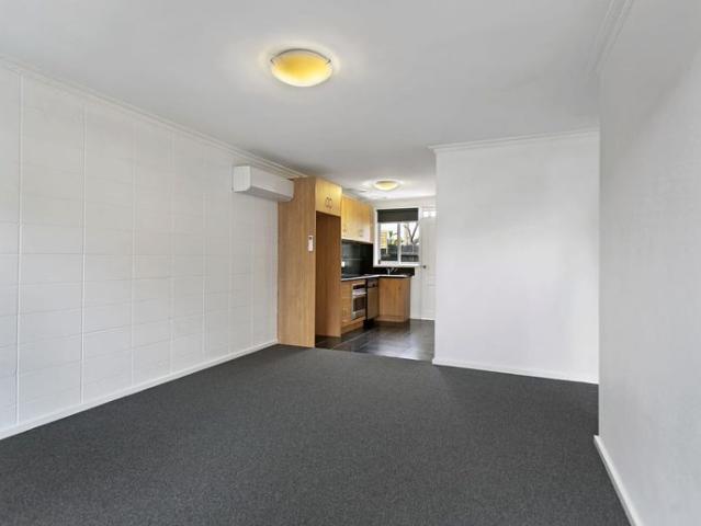 Modern Beachside Living in a Prime Bonbeach Location