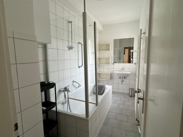 Modern, beautiful loft conveniently located