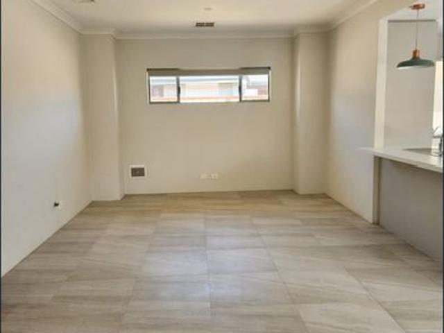 MODERN BEDFORD LIVING | WALK TO CAFÉS, SHOPS & TRANSPORT