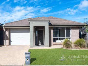 Modern Bluestone Estate Living with Space, Comfort & Convenience