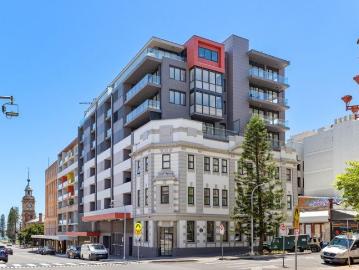 Modern brand new 2 bedroom apartment in a prime location, ready to move in now