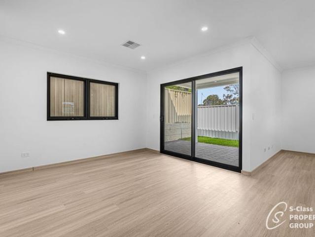 Modern Brand New 4 Bedroom Townhouse with Double Garage