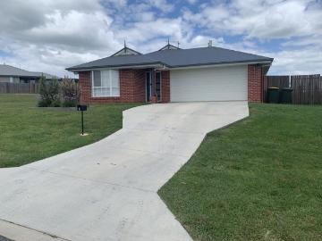 Modern Brick 4 Bedroom Home