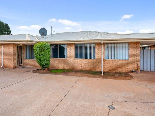 Modern Brick & Iron Semi Detached Living in Kalgoorlie/Boulder